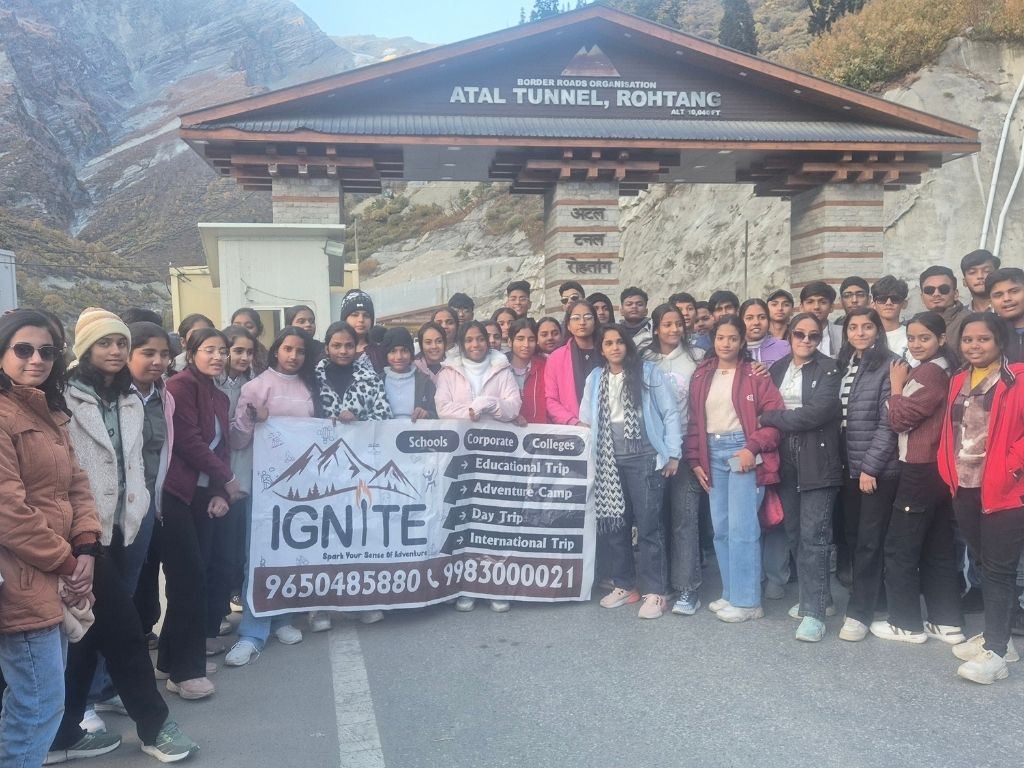 Students posing in front of Atal Tunnel, Rohtang